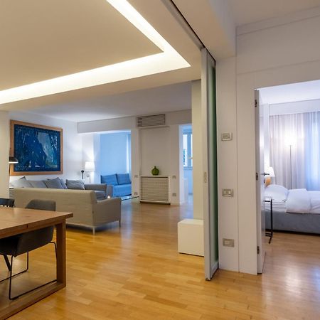 Attic With Terrace And Jacuzzi - Luxury Apartment 로마 외부 사진
