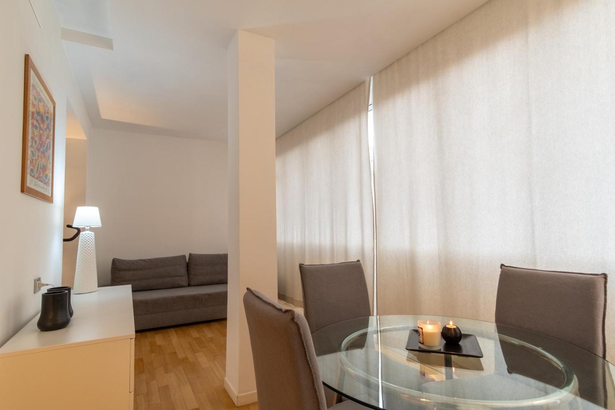 Attic With Terrace And Jacuzzi - Luxury Apartment 로마 외부 사진